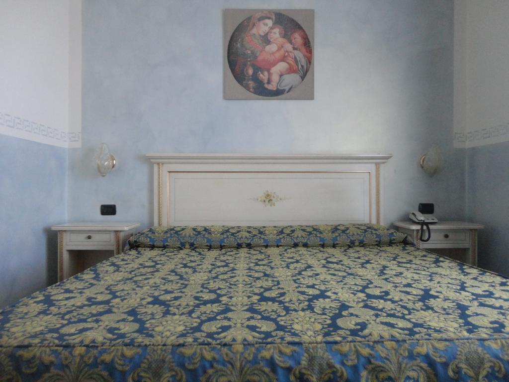 Hotel Confine Colà Zimmer foto